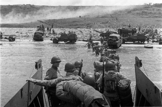 Soldiers coming ashore at Normandy on D-Day