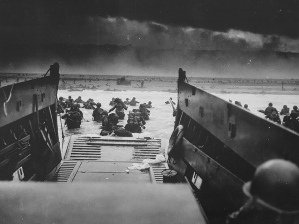 Omaha Beach landing craft courtesy national archive.jpg