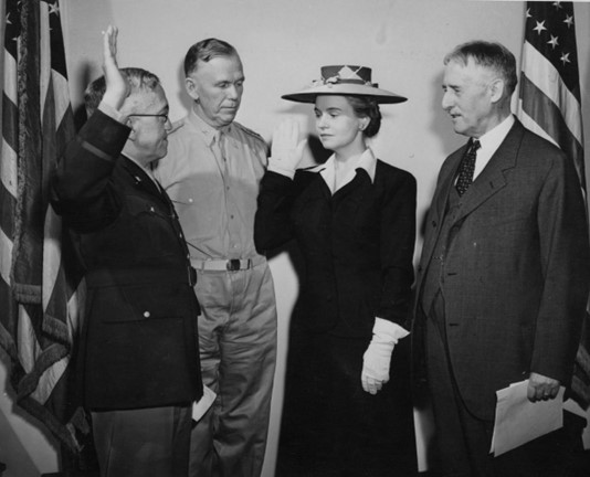Oveta Culp Hobby is sworn in as the first director of the Women&#039;s Army Corps