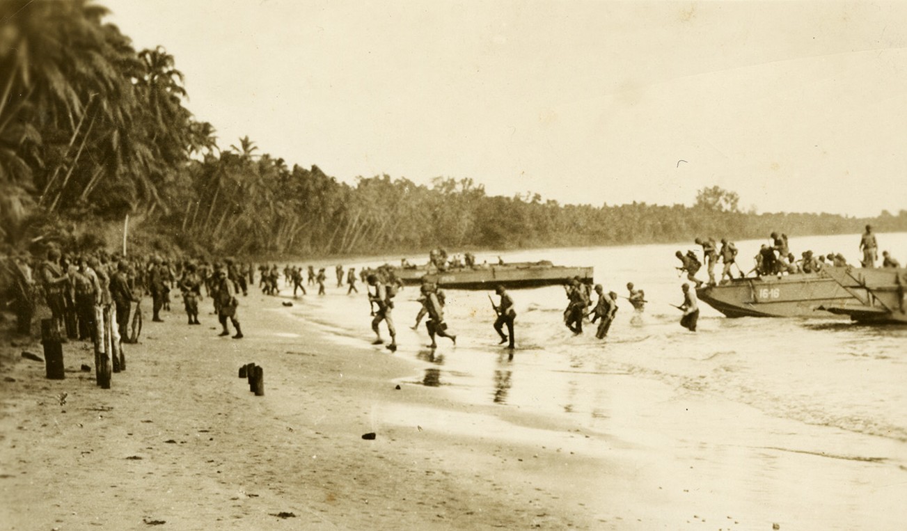 Members of the 1st Marine Division landing on Guadalcanal