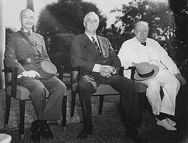Chiang Kai-shek, US President Franklin Delano Roosevelt, and British Prime Minister Winston Churchill at the Sextant Conference
