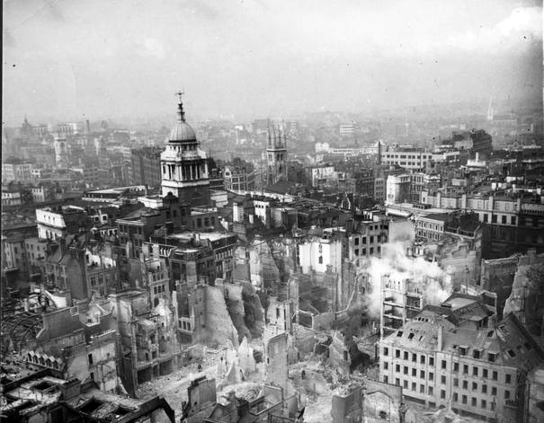 Scene of desolation viewed from St Paul&#039;s Cathedral