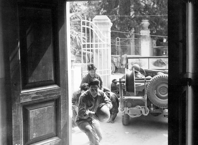  Americans of Japanese descent, infantrymen of the 442nd Regiment