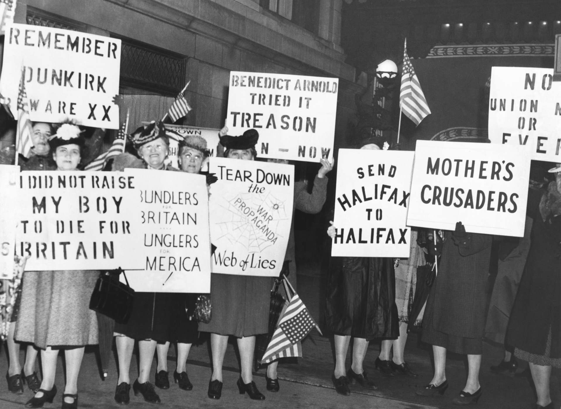Female isolationists from the America First Committee, Keep America Out of War, and the Mothers’ Crusade picket British Ambassador Lord Halifax in Chicago, May 8, 1941.