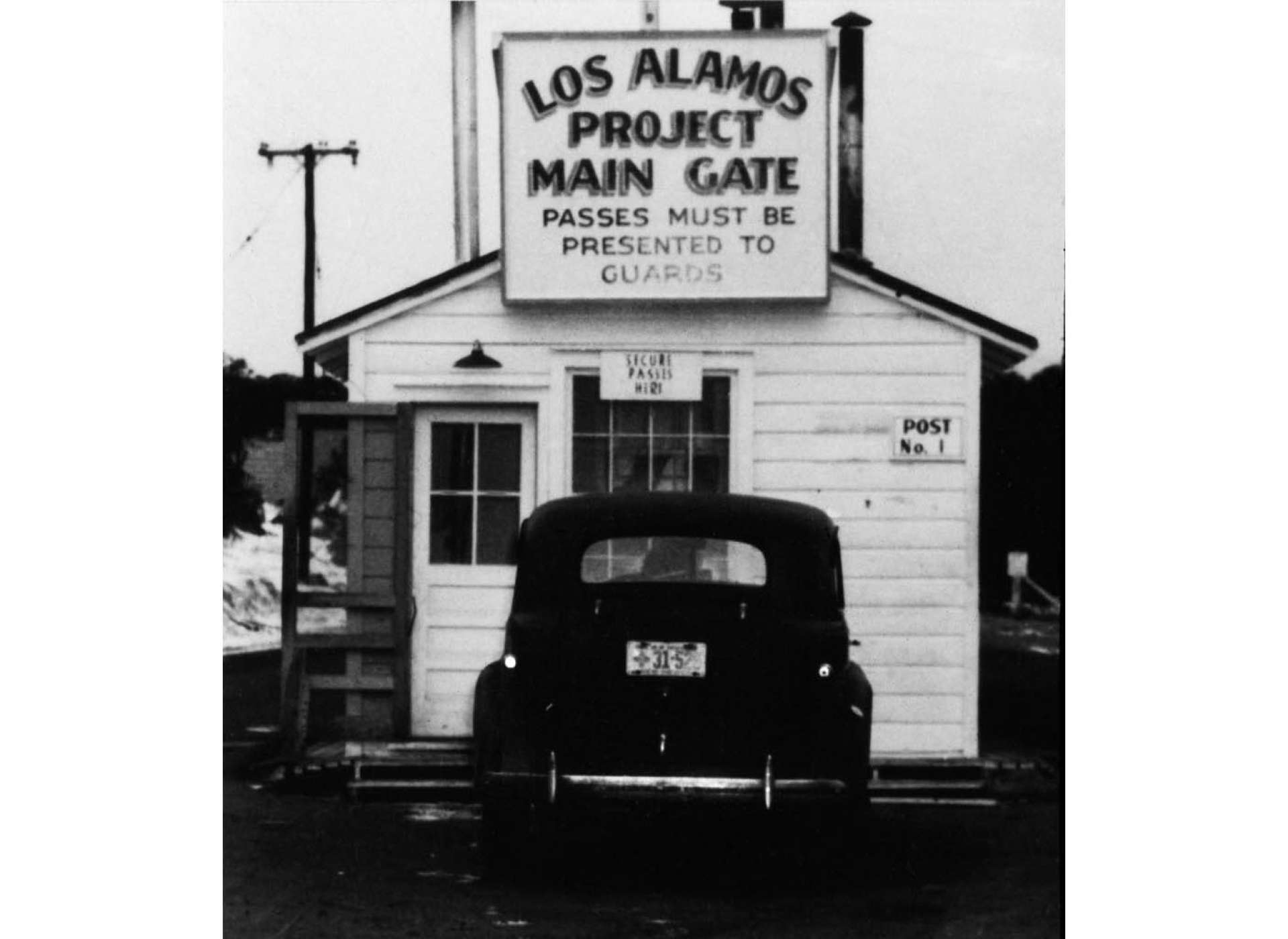 1943 Los Alamos Project Main Gate. Courtesy of Los Alamos National Laboratory.