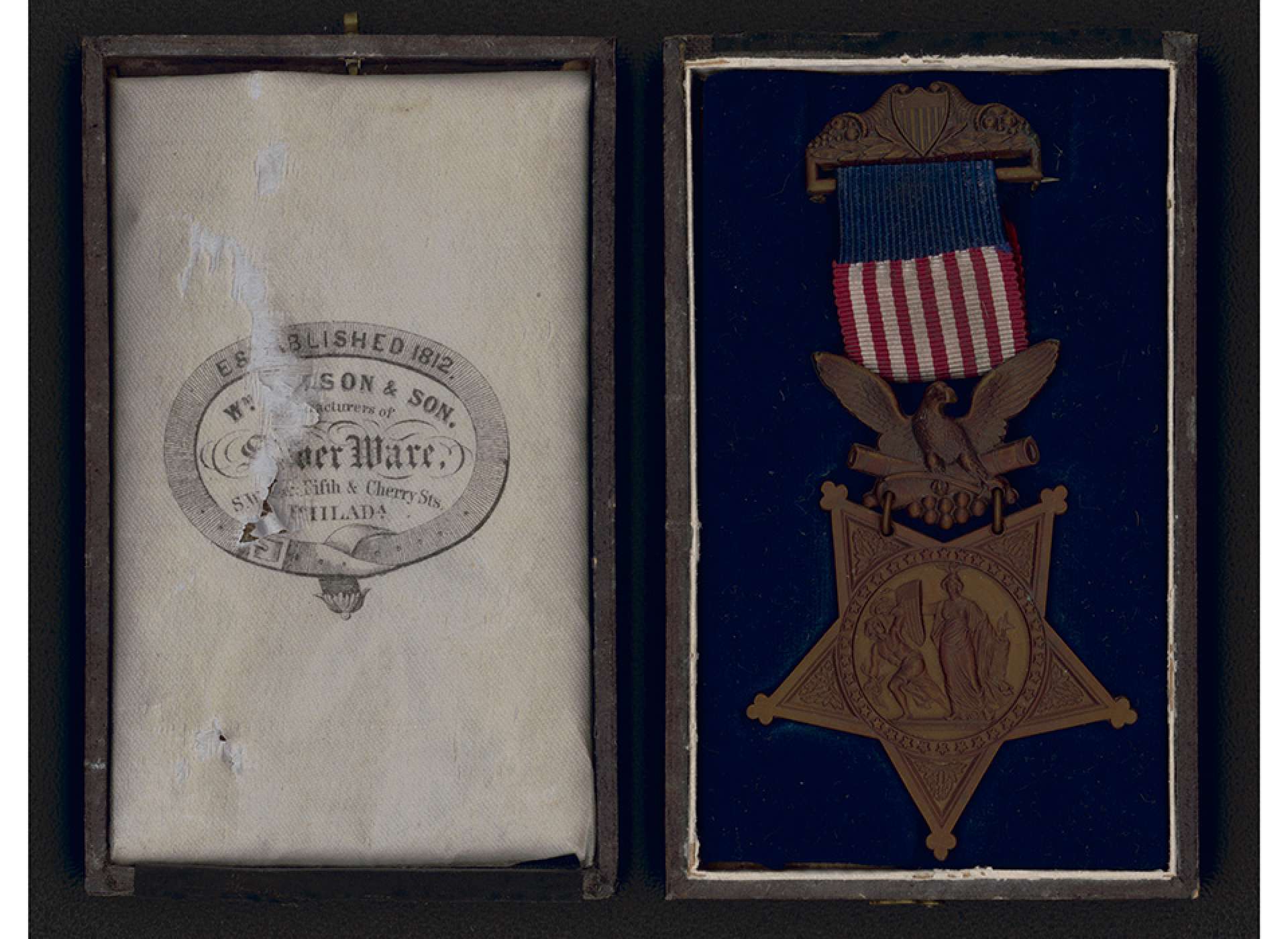 Badge Holder Chain | National Medals of Honor