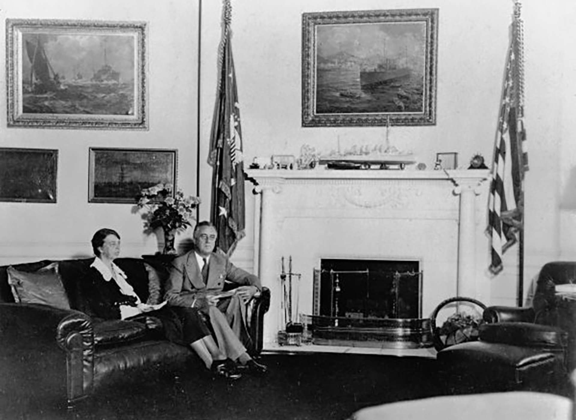 FDR and Eleanor in White House 