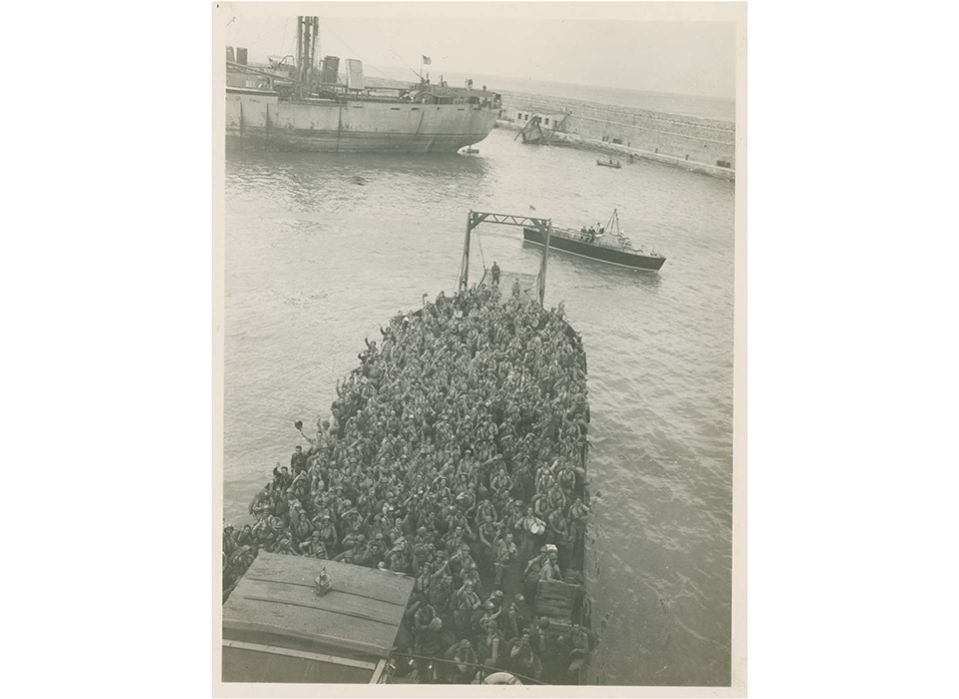 92nd Infantry Division Coming Ashore Italy