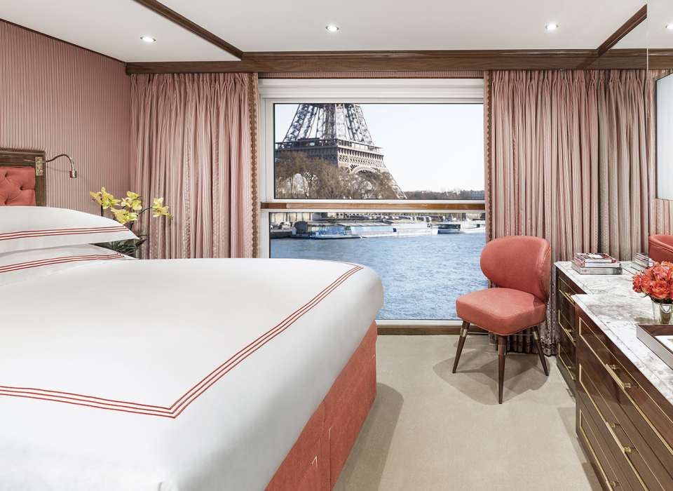 SS Joie de Vivre stateroom