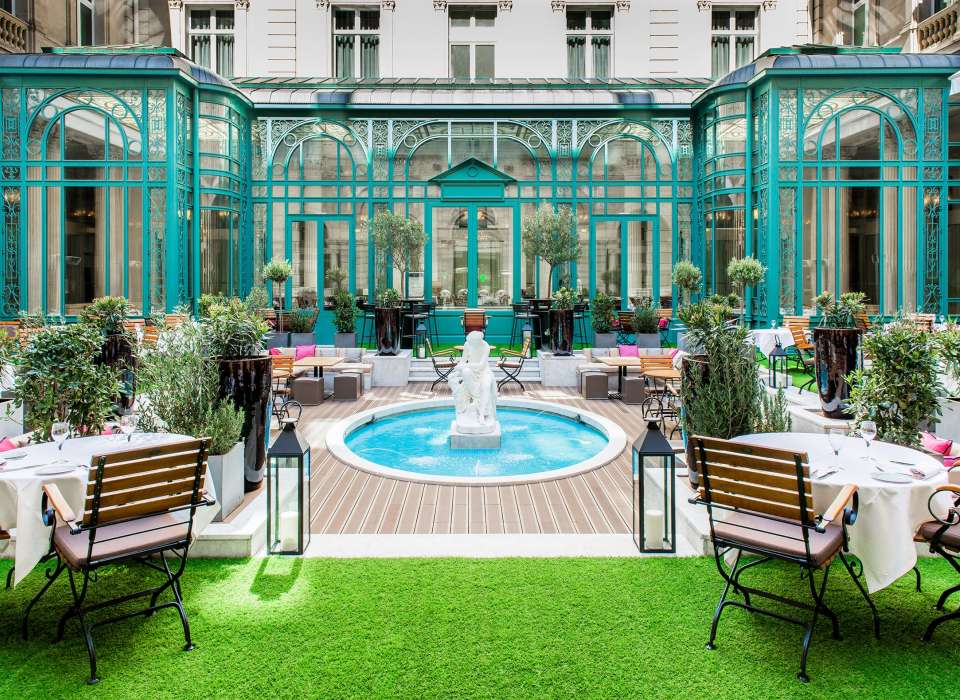 The Westin Paris Vendôme courtyard