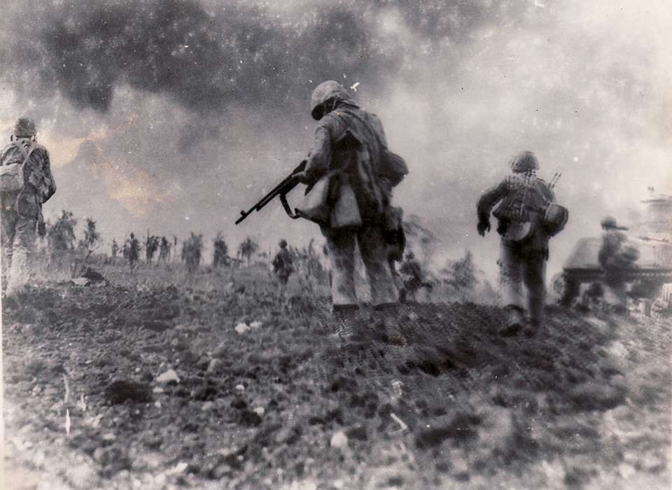 marines in battle ww2