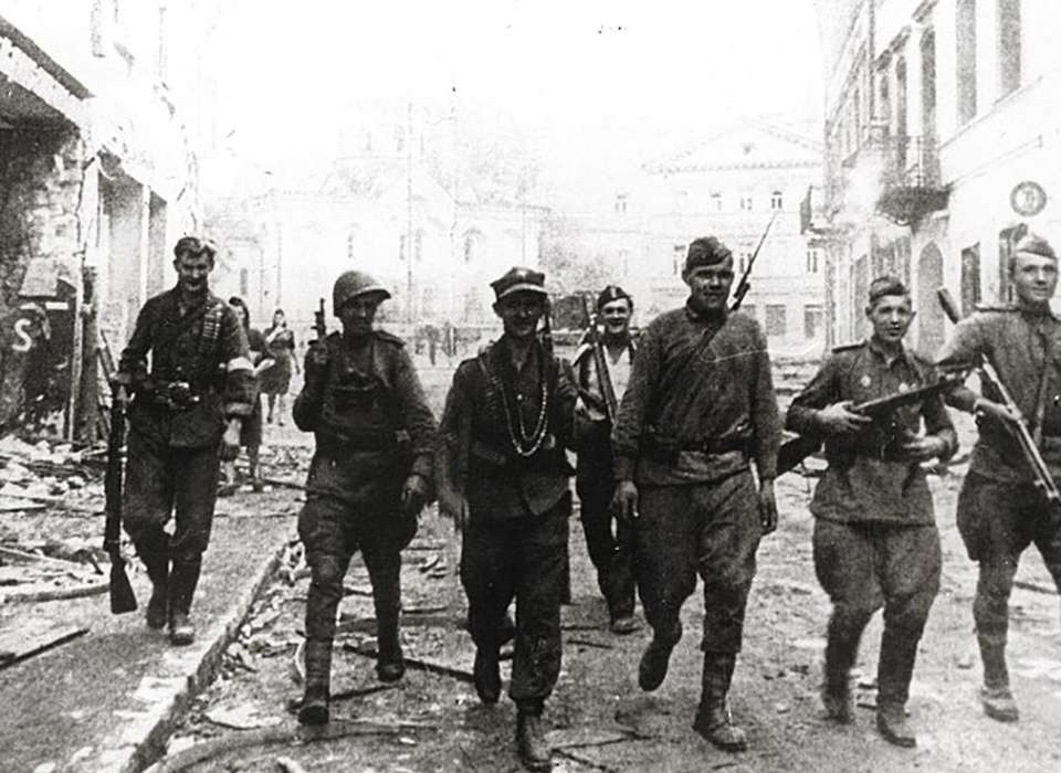 WWII Photos of the liberation -  - Page 3