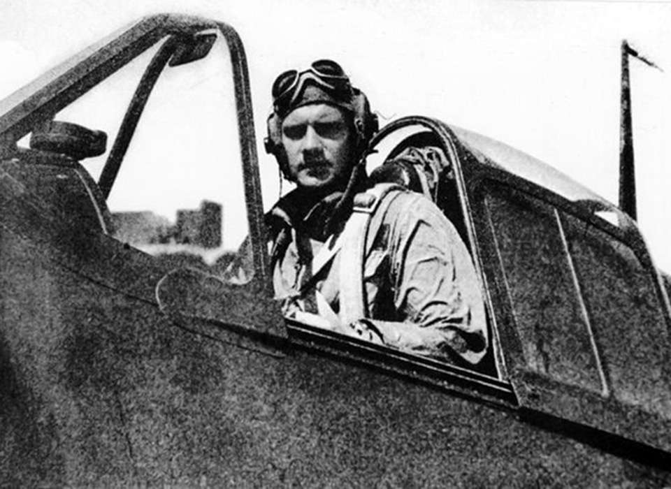 America's last WWII 'ace' pilot dies at 103 | The National WWII